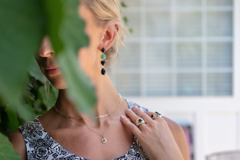 Onyx and chrysoprase drop earrings
