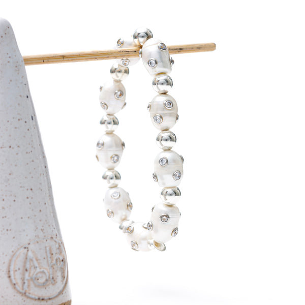 sterling silver beaded bracelet with white gemstone pearls