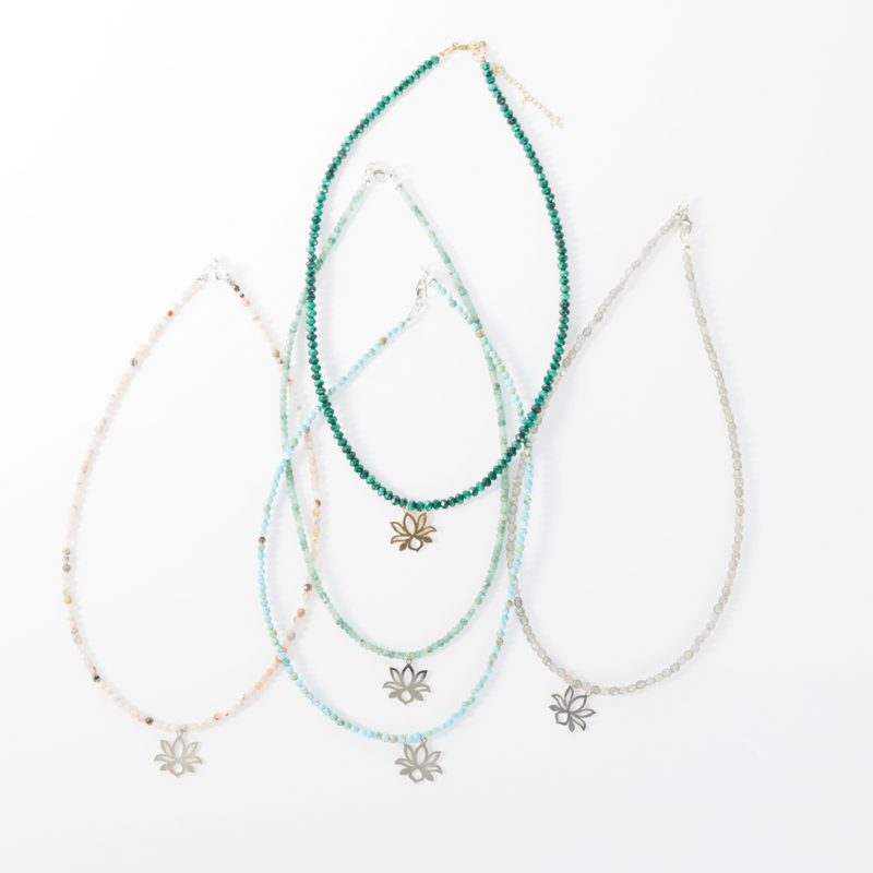 lotus flower : necklace