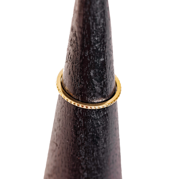lacey : faceted stack band