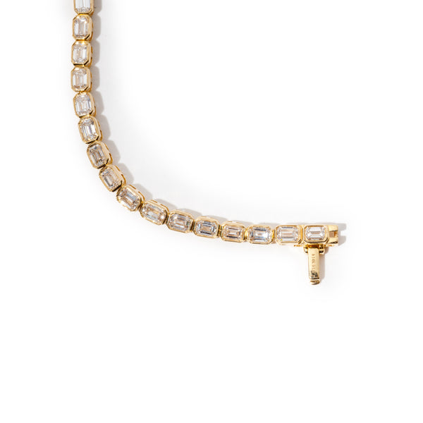 Lab grown emerald cut diamond line bracelet