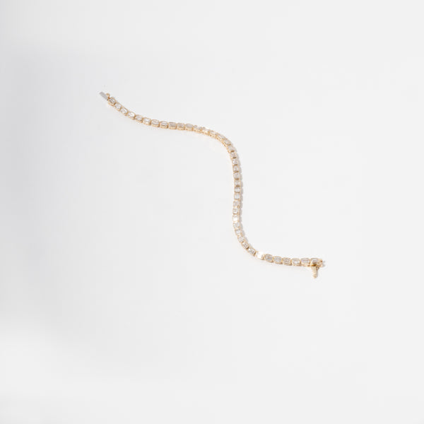 Lab grown emerald cut diamond line bracelet
