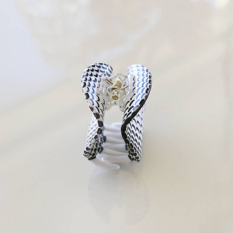 Golf ball claw clip
