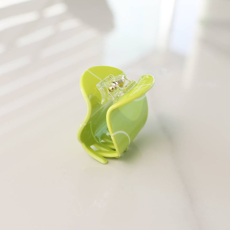 Tennis ball claw clip